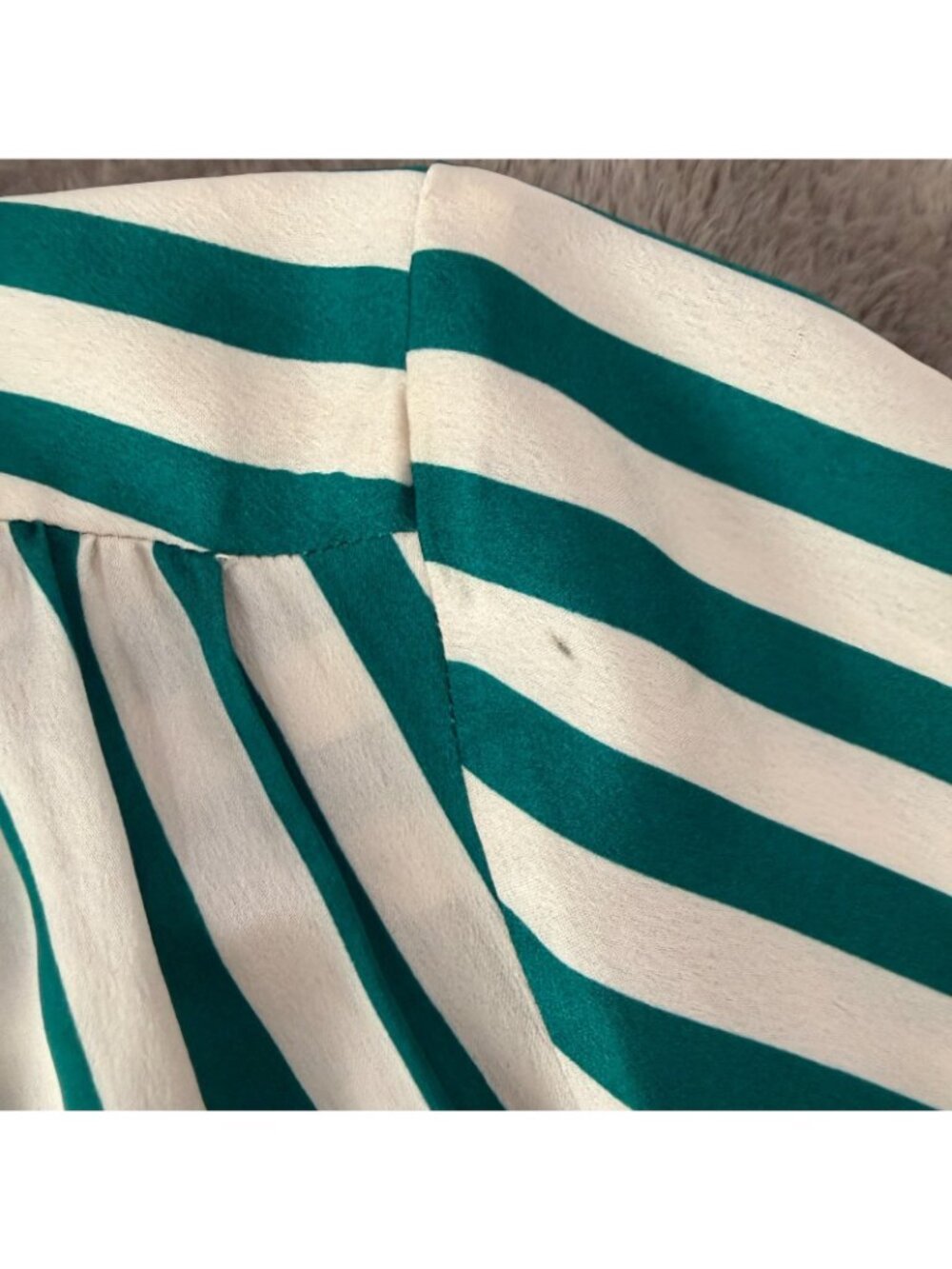 Ann Taylor Green White Stripe Satin Button Up Long Sleeve Blouse Top Shirt LARGE - Picture 3 of 8